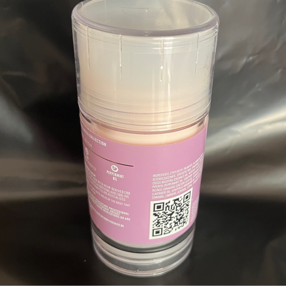 Bath & Body Works Lavender Woods Cooling Body Balm - Picture 2 of 2